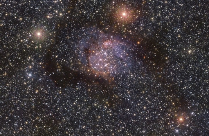 A Star Nursery That Fuels the Formation of New Stars is Seen by 